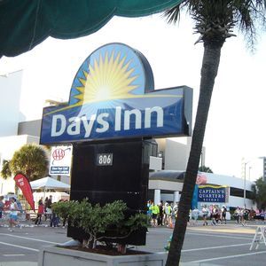 Meet your Posher, Mickey